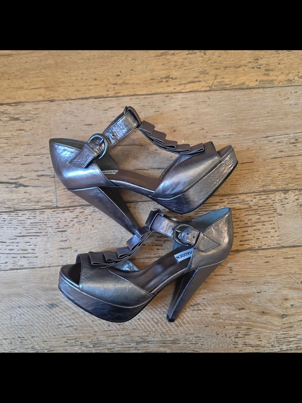 2008 Vintage Steve Madden Leather 'Rufles' Metallic Platform Heels glam mcbling